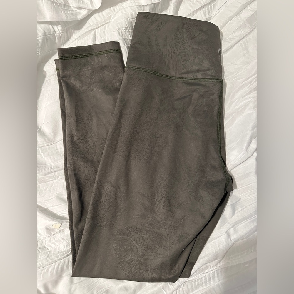 ZYIA light n tights